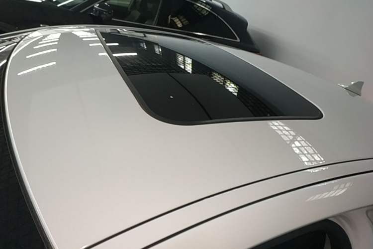 Used Jaguar XF 2015 XF 2.0T 80th Anniversary Limited Edition Luxury Model Roof
