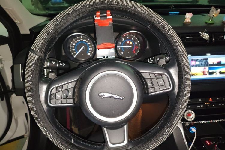 Used Jaguar XF  Steering Wheel