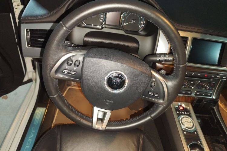 Used Jaguar XF 2015 XF 2.0T 80th Anniversary Collector's Edition Steering Wheel