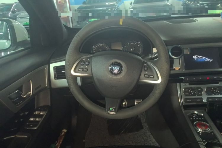 Used Jaguar XF  Steering Wheel