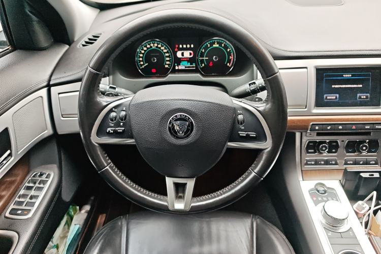 Used Jaguar XF 2015 XF 2.0T 80th Anniversary Collector's Edition Steering Wheel