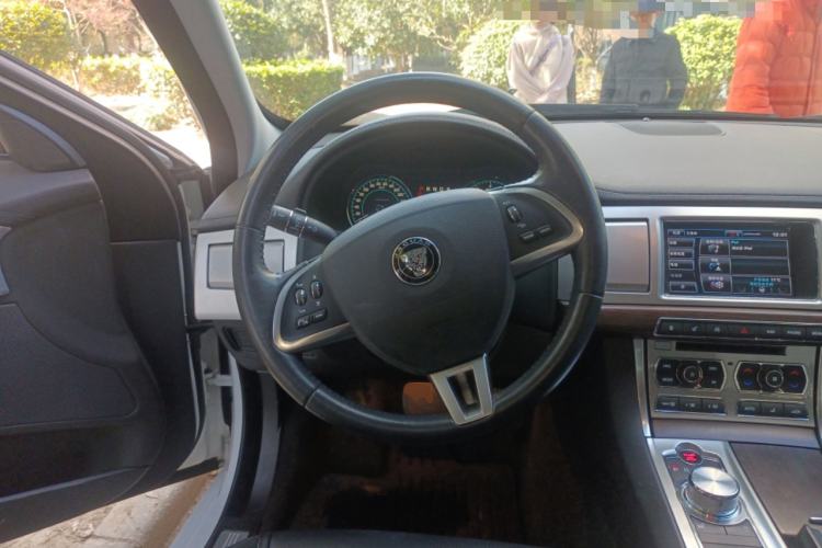 Used Jaguar XF 2015 XF 2.0T 80th Anniversary Collector's Edition Steering Wheel