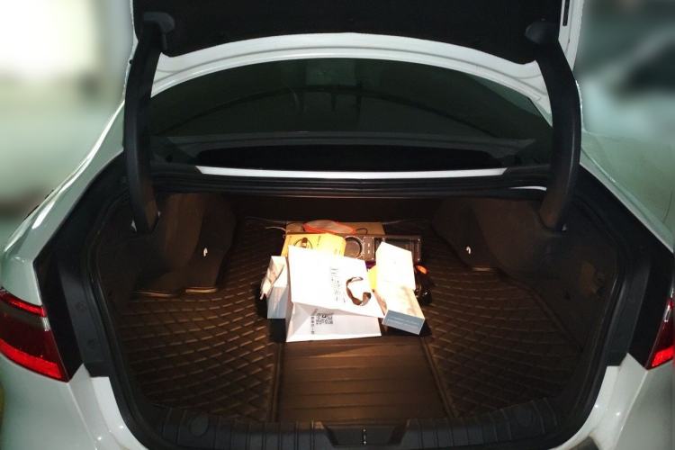 Used Jaguar XF  Trunk