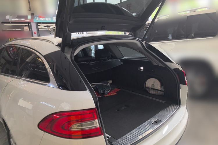 Used Jaguar XF 2015 XF 2.0T Sportbrake Luxury Edition Trunk