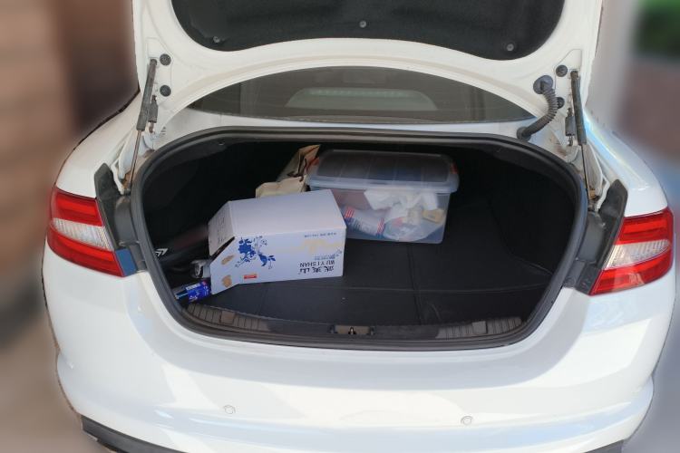Used Jaguar XF 2015 XF 2.0T Prestige Edition Trunk