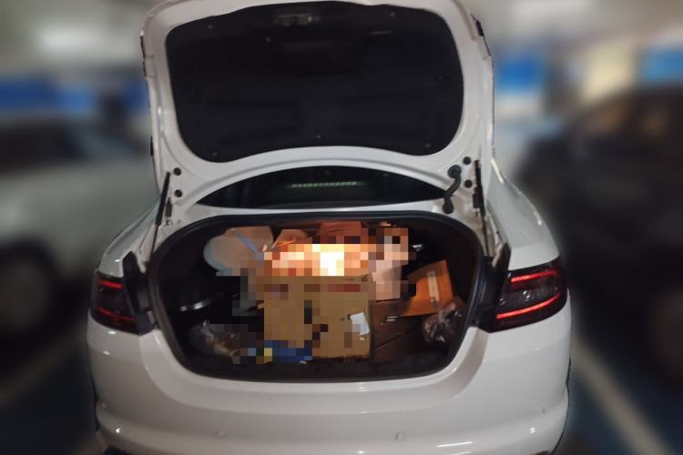 Used Jaguar XF 2015 XF 2.0T 80th Anniversary Collector's Edition Trunk