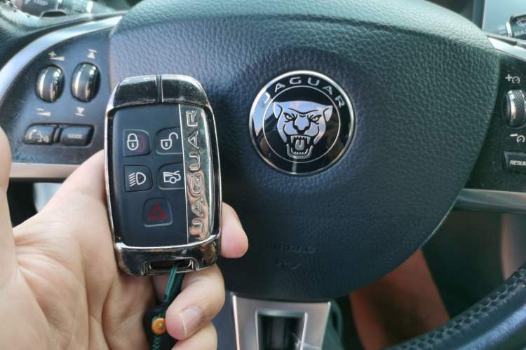 Used Jaguar XF 2015 XF 2.0T Sportbrake Luxury Edition Vehicle Key