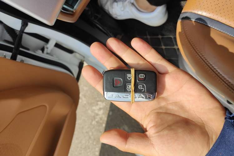 Used Jaguar XF 2015 XF 2.0T Luxury Edition Vehicle Key