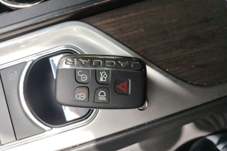 Used Jaguar XF 2015 XF 2.0T Prestige Edition Vehicle Key