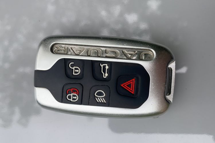 Used Jaguar XF 2015 XF 2.0T Sportbrake Luxury Edition Vehicle Key