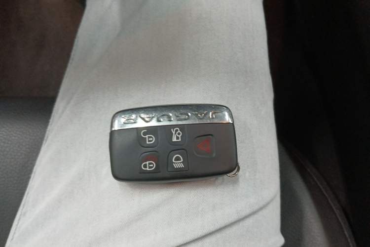 Used Jaguar XF 2015 XF 2.0T Prestige Edition Vehicle Key