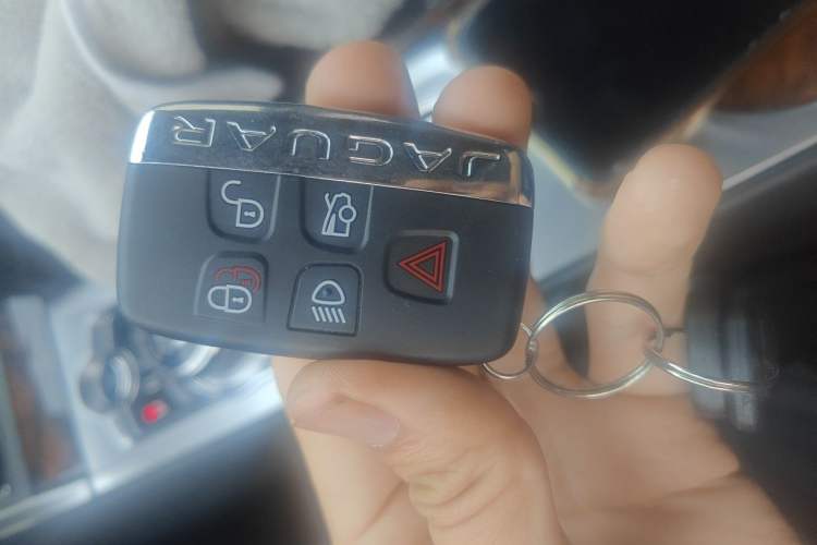 Used Jaguar XF 2015 XF 2.0T Sportbrake Luxury Edition Vehicle Key