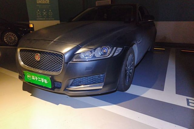 Used Jaguar XF 2016 XF 2.0T Two-Wheel-Drive Luxury Edition