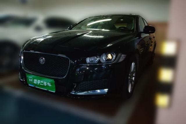 Jaguar XF 2016 XF 2.0T Two-Wheel-Drive Luxury Edition de segunda mano