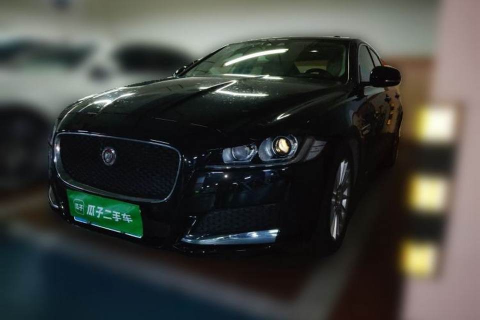 Jaguar XF 2016