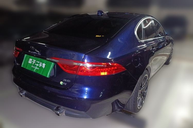 Used Jaguar XF 2016 XF 3.0 SC Two-Wheel-Drive Luxury Edition Rear Right 45 Deg