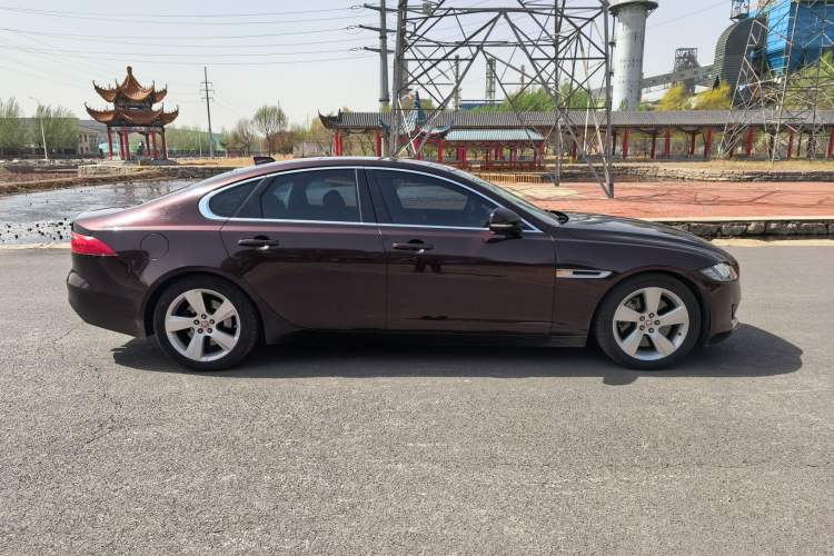 Used Jaguar XF 2016 XF 3.0 SC Two-Wheel-Drive Luxury Edition Exterior 3