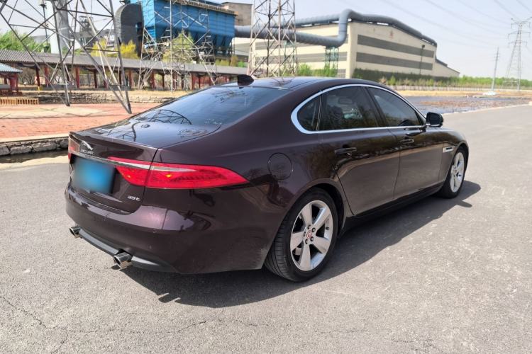 Used Jaguar XF 2016 XF 3.0 SC Two-Wheel-Drive Luxury Edition Exterior 4