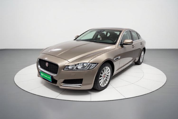 Used Jaguar XF 2016 XF 2.0T Two-Wheel-Drive Luxury Edition Guazi used car, China used car export, Used car for sale, Used Jaguar cars, Cheapest cars for sale