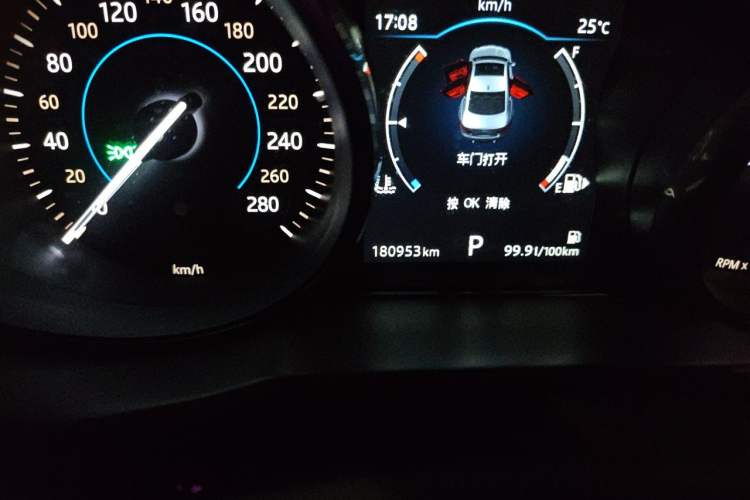 Used Jaguar XF 2016 XF 3.0 SC Two-Wheel-Drive Luxury Edition Odometer Close Up