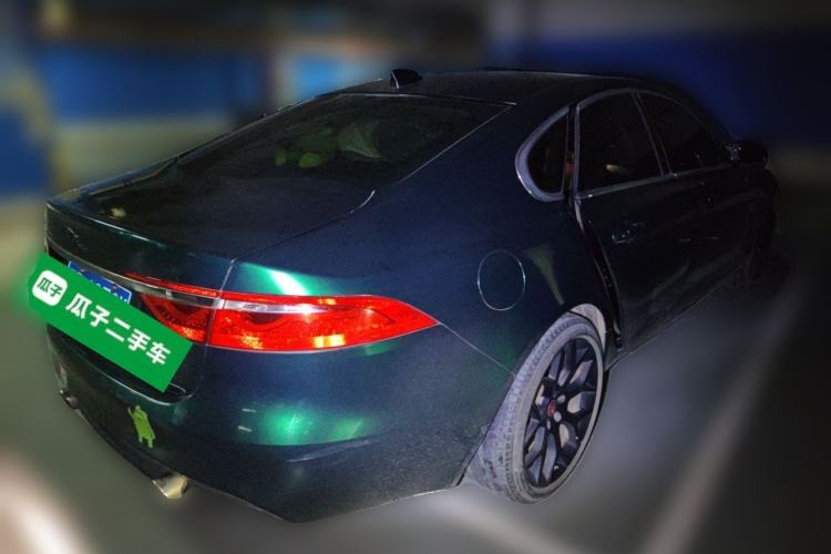 Used Jaguar XF 2016 XF 3.0 SC Two-Wheel-Drive Luxury Edition Rear Right 45 Deg