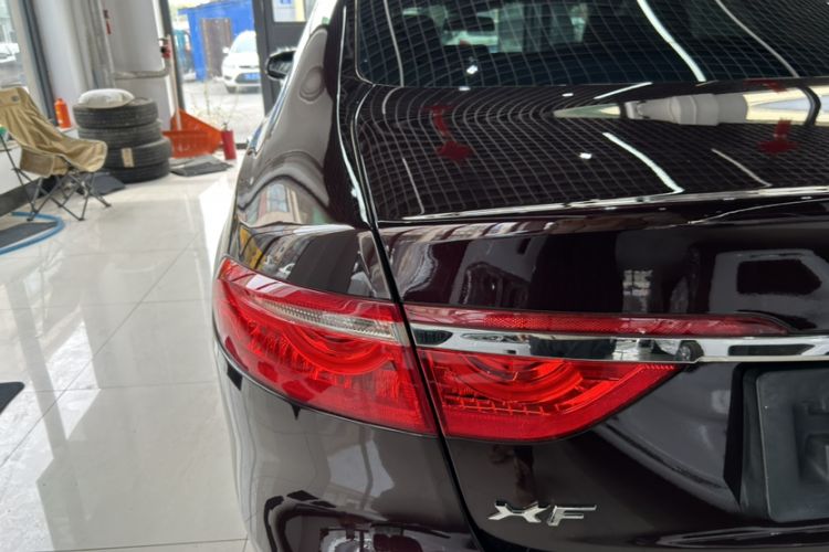 Used Jaguar XF 2016 XF 3.0 SC Two-Wheel-Drive Luxury Edition Exterior 10
