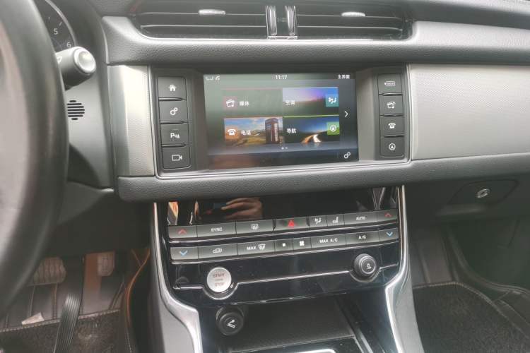Used Jaguar XF 2016 XF 2.0T Two-Wheel-Drive Luxury Edition Audio And AC Panel