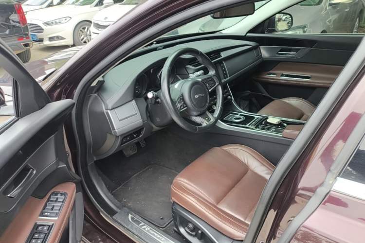 Used Jaguar XF 2016 XF 2.0T Two-Wheel-Drive R-Sport Sport Edition Driver Seat