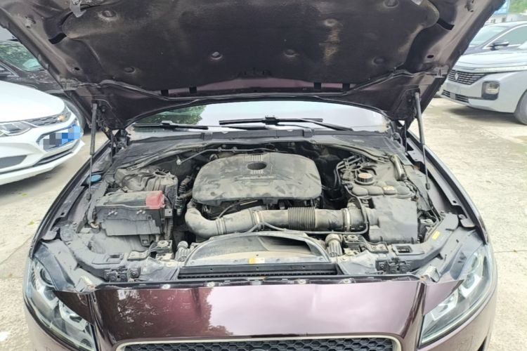 Used Jaguar XF 2016 XF 2.0T Two-Wheel-Drive R-Sport Sport Edition Engine Bay