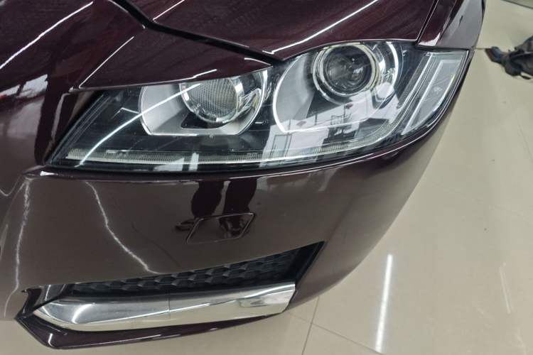 Used Jaguar XF 2016 XF 2.0T Two-Wheel-Drive Luxury Edition Left Front Headlight