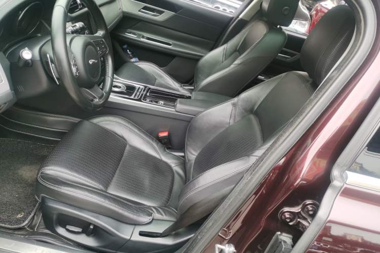 Used Jaguar XF 2016 XF 2.0T Two-Wheel-Drive Luxury Edition Left Front Seat