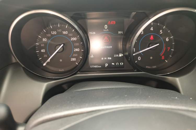 Used Jaguar XF 2016 XF 2.0T Two-Wheel-Drive Luxury Edition Odometer Close Up