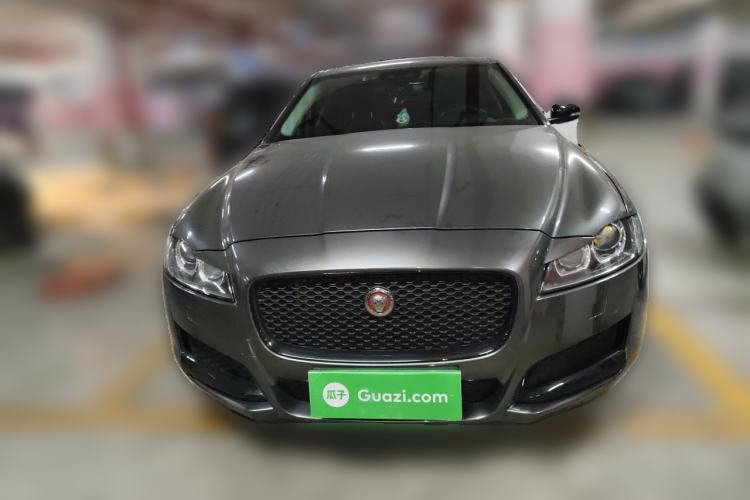 Used Jaguar XF 2016 XF 2.0T Two-Wheel-Drive Luxury Edition Front