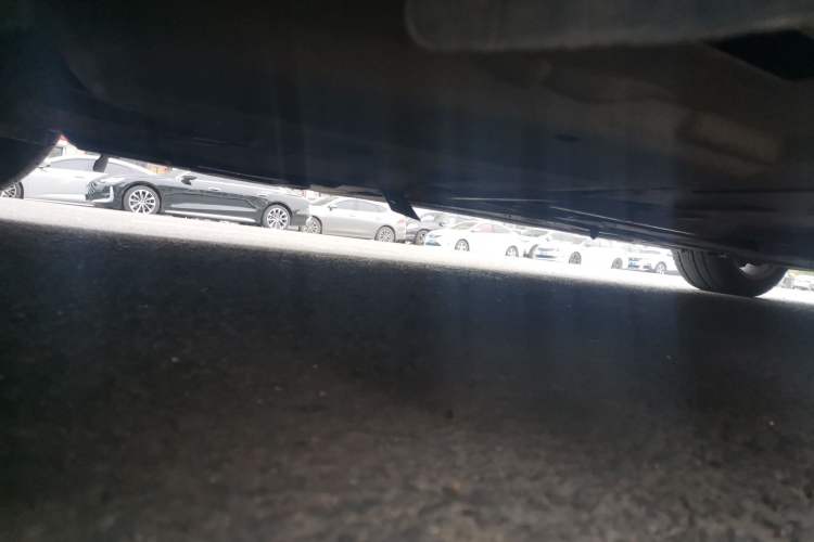 Used Jaguar XF 2016 XF 2.0T Two-Wheel-Drive Luxury Edition Chassis Rear Right