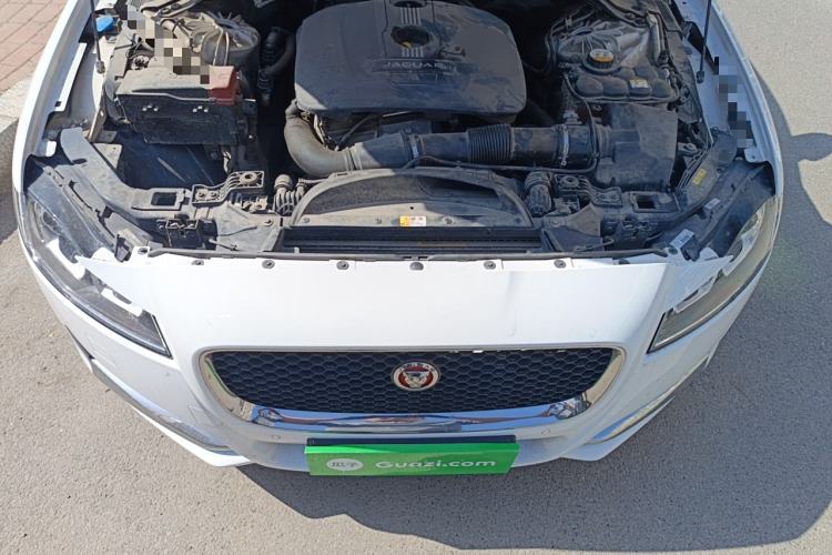 Used Jaguar XF 2016 XF 2.0T Two-Wheel-Drive Luxury Edition Engine Bay