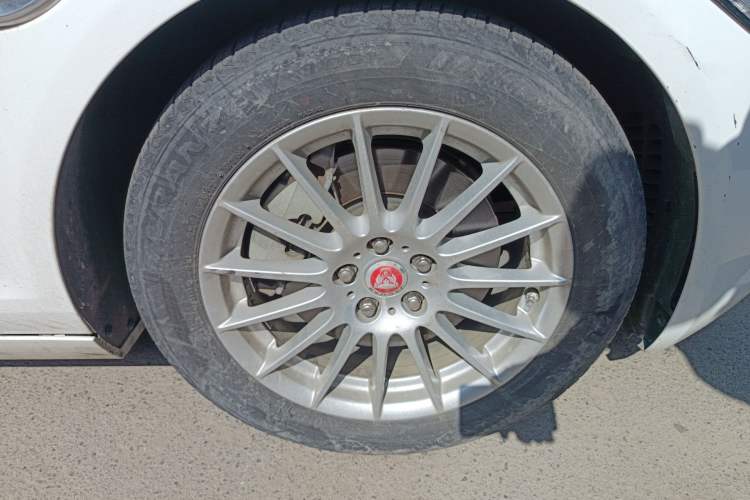 Used Jaguar XF 2016 XF 2.0T Two-Wheel-Drive Luxury Edition Exterior 7