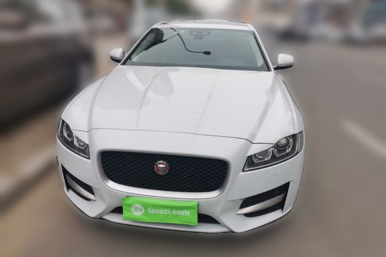 Used Jaguar XF 2016 XF 2.0T Two-Wheel-Drive Luxury Edition Front