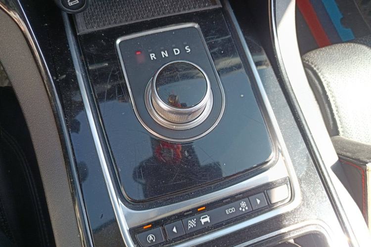 Used Jaguar XF 2016 XF 2.0T Two-Wheel-Drive Luxury Edition Gear Lever
