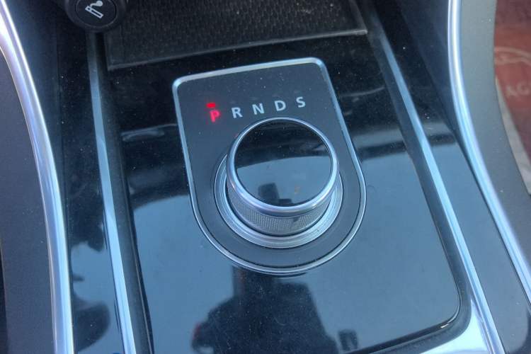 Used Jaguar XF 2016 XF 3.0 SC Two-Wheel-Drive Luxury Edition Gear Lever