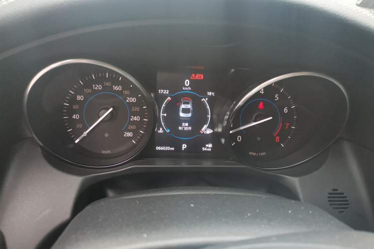 Used Jaguar XF 2016 XF 2.0T Two-Wheel-Drive Luxury Edition Instrument Cluster
