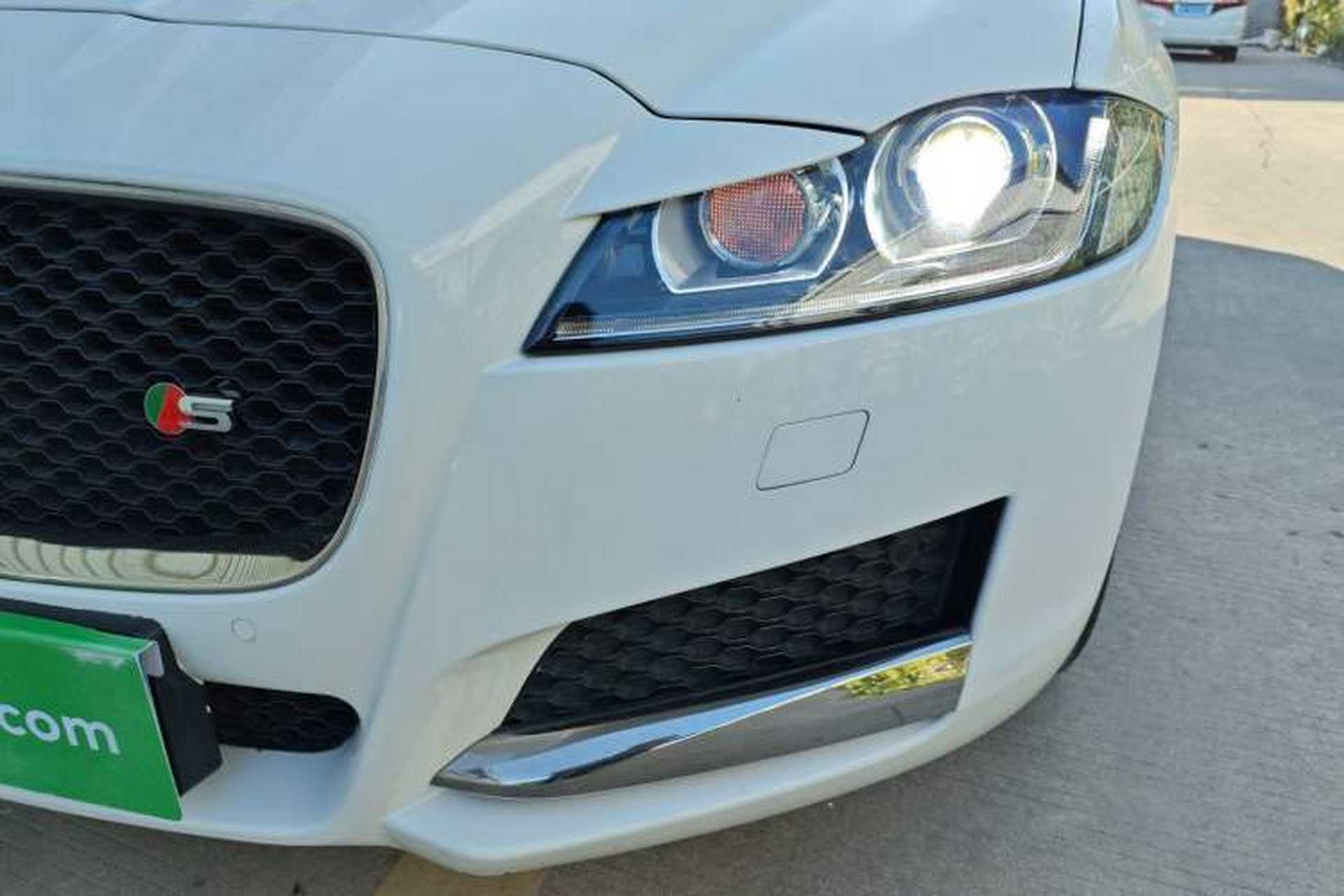 Used Jaguar XF 2016 XF 2.0T Two-Wheel-Drive Luxury Edition Left Front Headlight