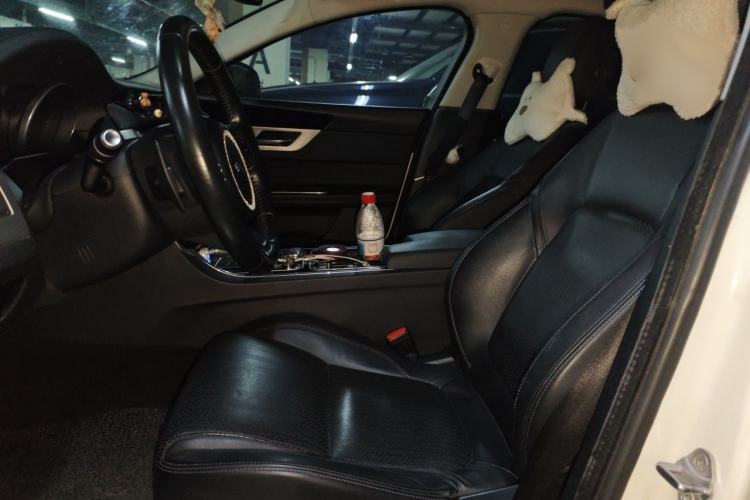 Used Jaguar XF 2016 XF 3.0 SC Two-Wheel-Drive Luxury Edition Left Front Seat