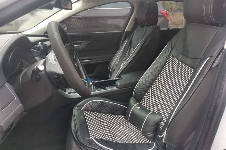Used Jaguar XF 2016 XF 2.0T Two-Wheel-Drive Luxury Edition Left Front Seat