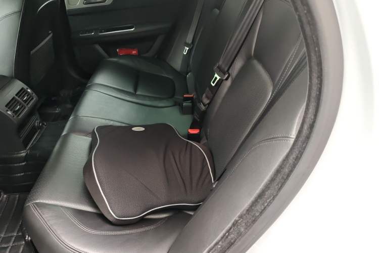 Used Jaguar XF 2016 XF 3.0 SC Two-Wheel-Drive Luxury Edition Left Rear Seat