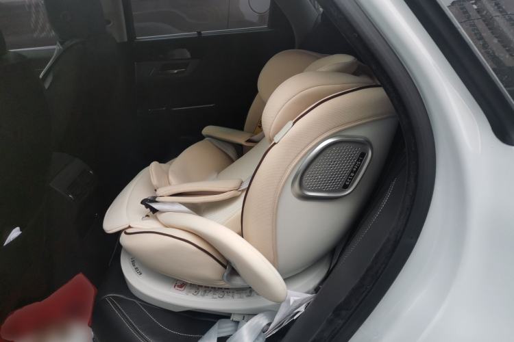 Used Jaguar XF 2016 XF 2.0T Two-Wheel-Drive Luxury Edition Left Rear Seat
