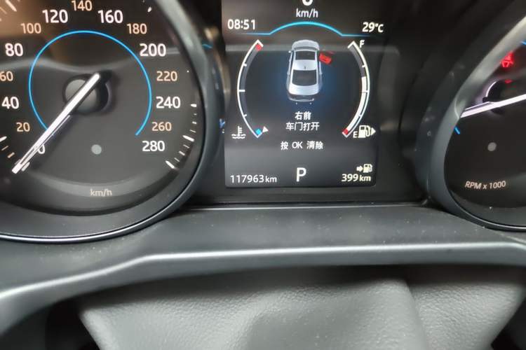 Used Jaguar XF 2016 XF 3.0 SC Two-Wheel-Drive Luxury Edition Odometer Close Up