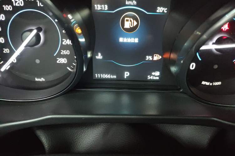 Used Jaguar XF 2016 XF 2.0T Two-Wheel-Drive Luxury Edition Odometer Close Up