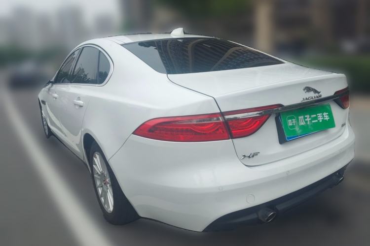 Used Jaguar XF 2016 XF 2.0T Two-Wheel-Drive Luxury Edition Rear Left 45 Deg