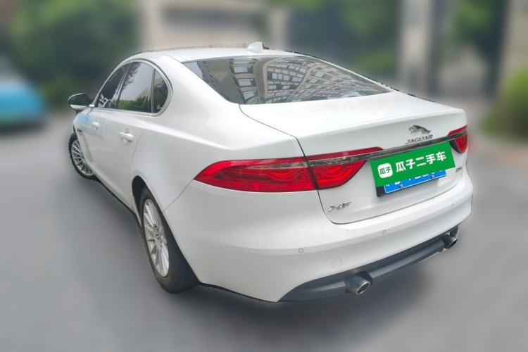 Used Jaguar XF 2016 XF 2.0T Two-Wheel-Drive Luxury Edition Rear Left 45 Deg