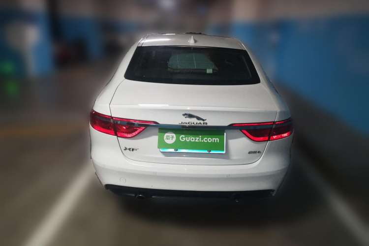 Used Jaguar XF 2016 XF 2.0T Two-Wheel-Drive Luxury Edition Rear